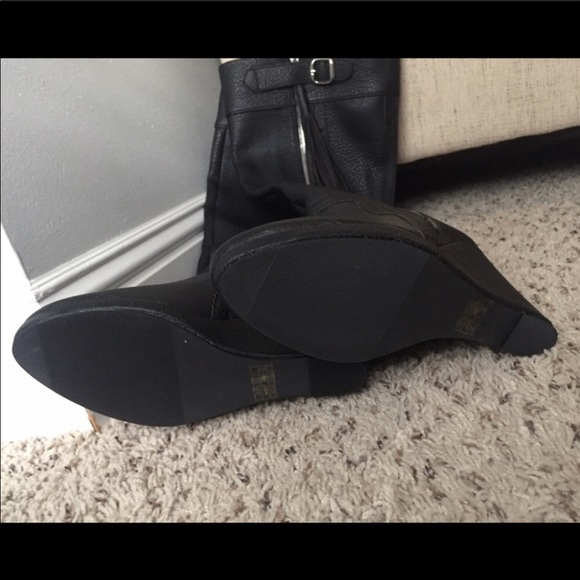 Women’s knee high wedge boot in Size 8.5 in black - Picture 4 of 5